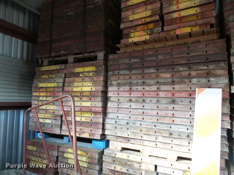 image for item DF7091 Simpson concrete forms